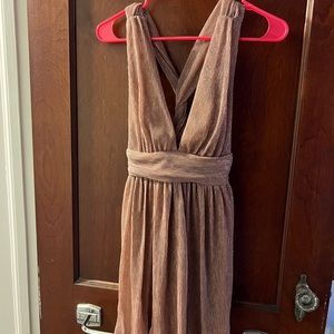 NWOT Rose Gold Lulus dress